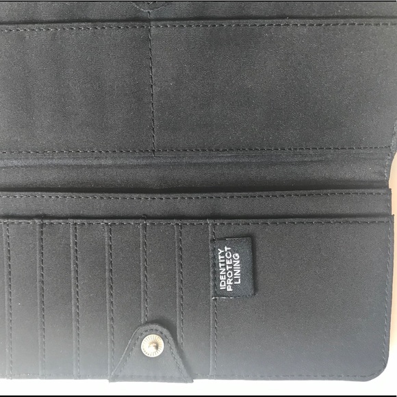 Tahari Vegan Leather Wallet - Picture 5 of 7